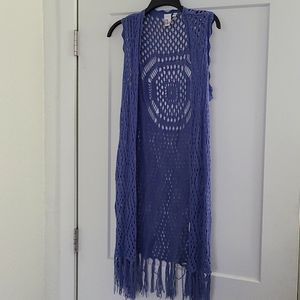 Open vest with fringe